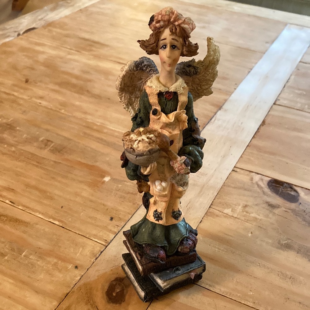 Boyds Bears Kitchen Angel figurine